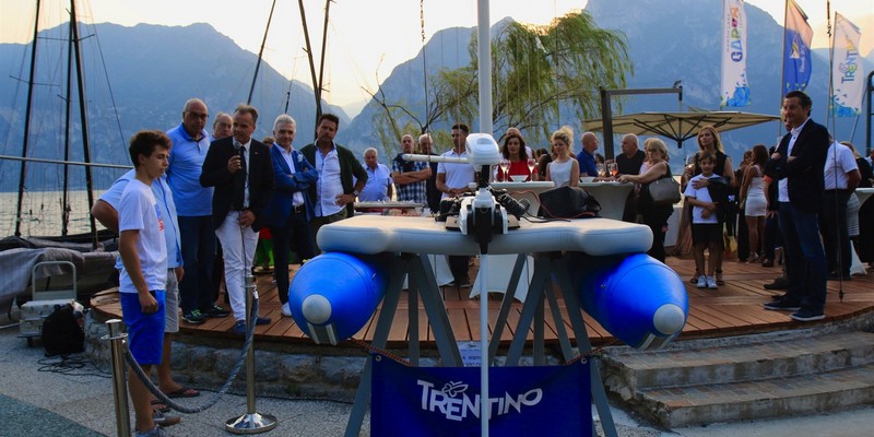 Presentato il progetto delle boe elettriche sul Garda Trentino